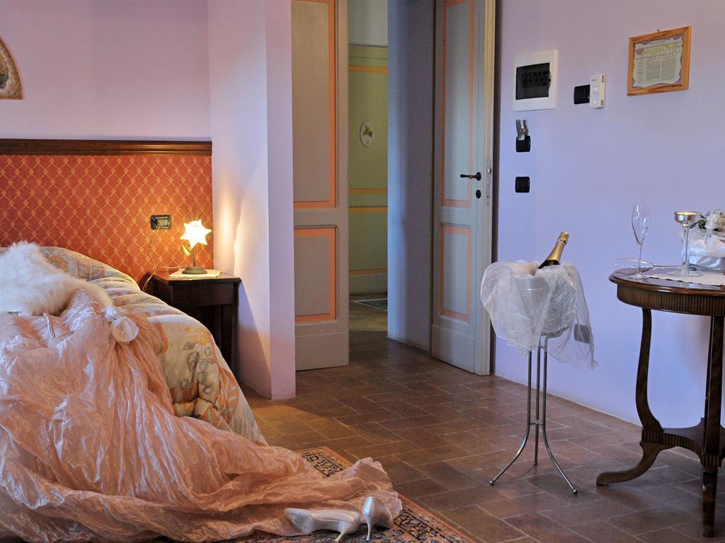 Antica Grancia Benedettina Villa Colorno Room photo