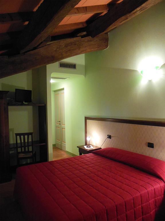 Antica Grancia Benedettina Villa Colorno Room photo